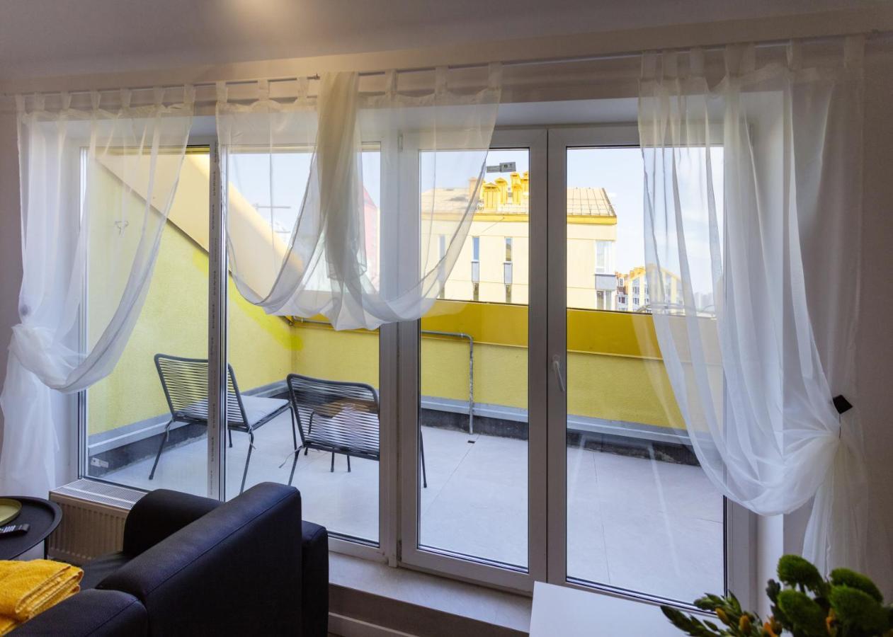 Comfort Town Kiev Esterno foto