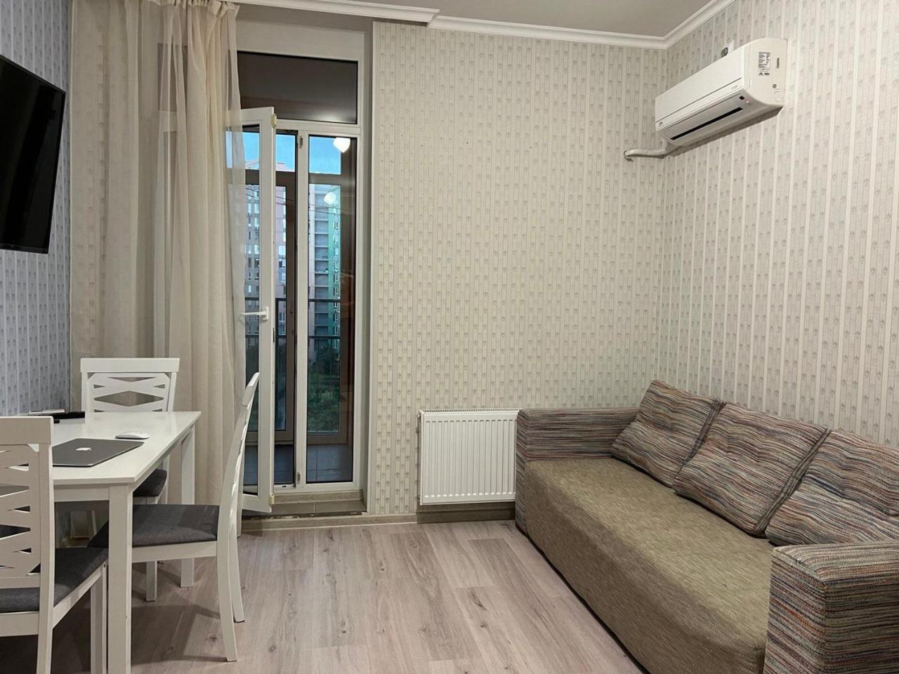 Comfort Town Kiev Esterno foto