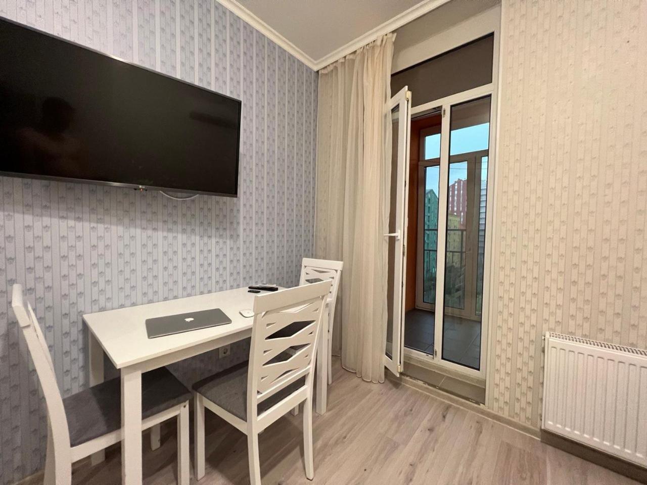 Comfort Town Kiev Esterno foto