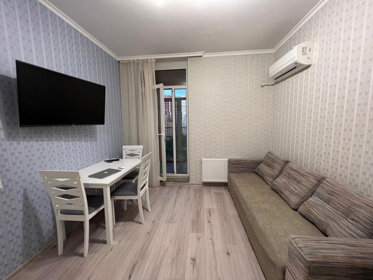 Comfort Town Kiev Esterno foto