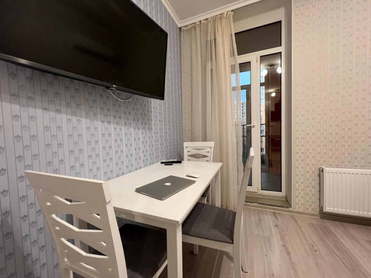 Comfort Town Kiev Esterno foto