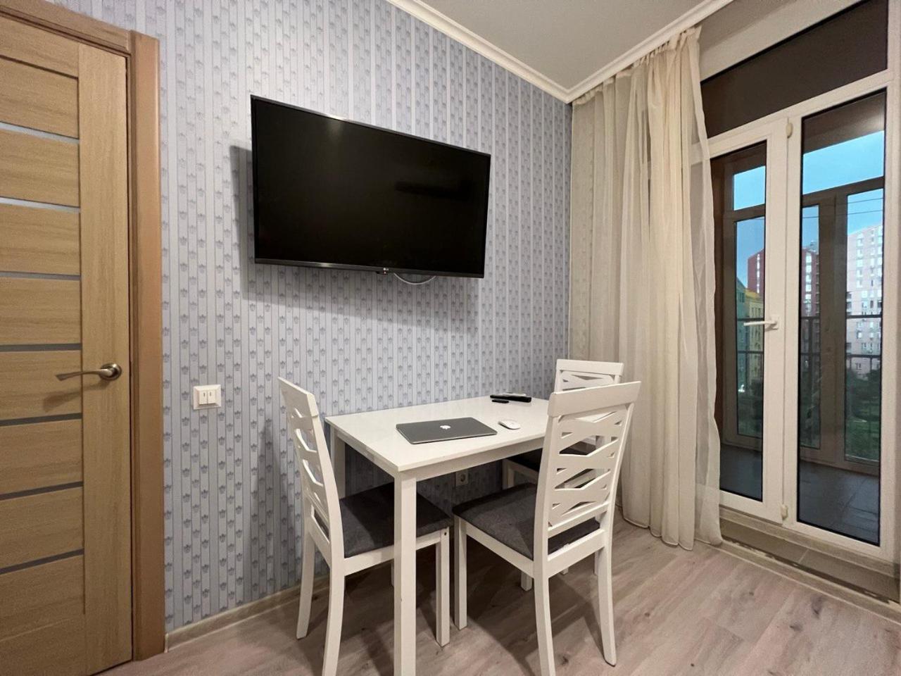 Comfort Town Kiev Esterno foto